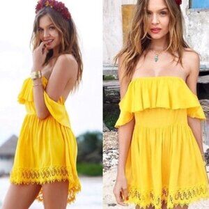 NEW Lovers + Friends Dream Vacay Off Shoulder Dres